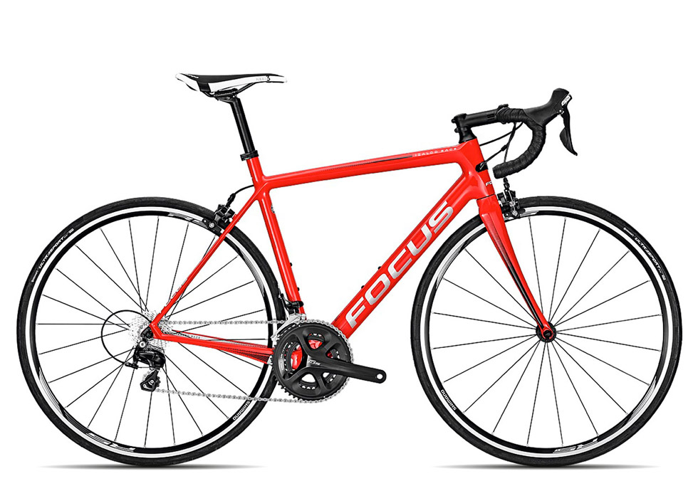 FOCUS IZALCO RACE CARBON - Shimano 105